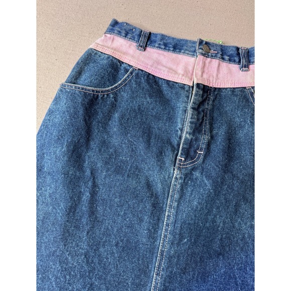 True Blue Dresses & Skirts - 80s True Blue Denim Skirt Pink Waist High Rise Knee Length 27" Waist Vintage